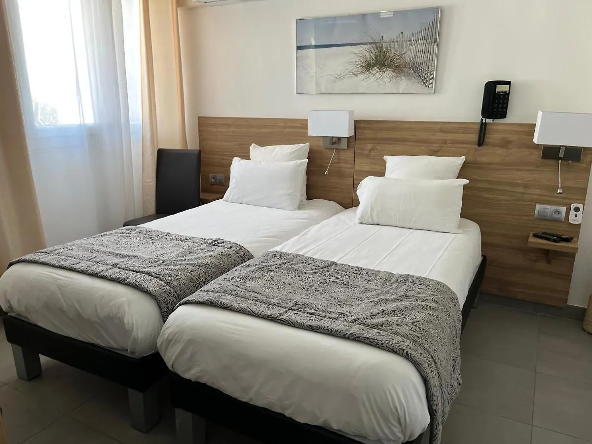 Hotel Le Mirage Saintes-Maries-de-la-Mer 3*,